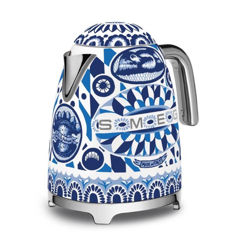 Smeg Retro-Style 1.7L Electric Kettle KLF03DGBUS
