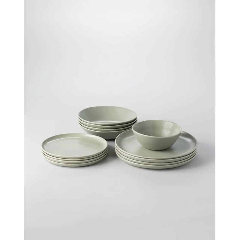 Fable Base Dinnerware Set in Beachgrass Green