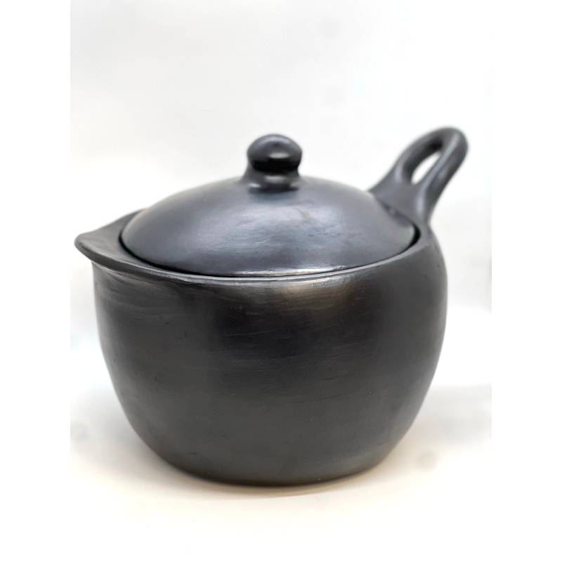 Authentic Chamba Sauce Pan w/ Cover - Elegant, Versatile All-Natural Black Clay Pot w/ Handle for Slow, Even Cooking of Veggies, Rice and More - Stovetop & Oven Safe - Handmade in Colombia