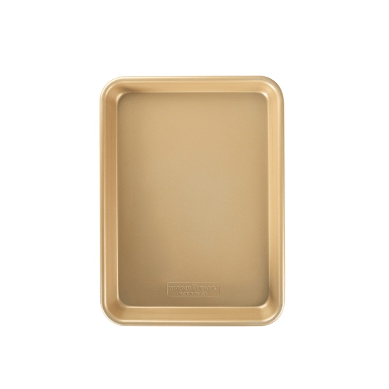 Nordic Ware Naturals Nonstick Baker's Quarter Sheet Pan