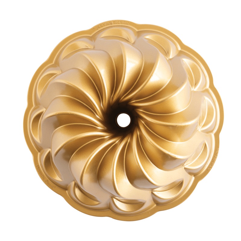 Nordic Ware Pirouette Bundt Pan - Made in USA
