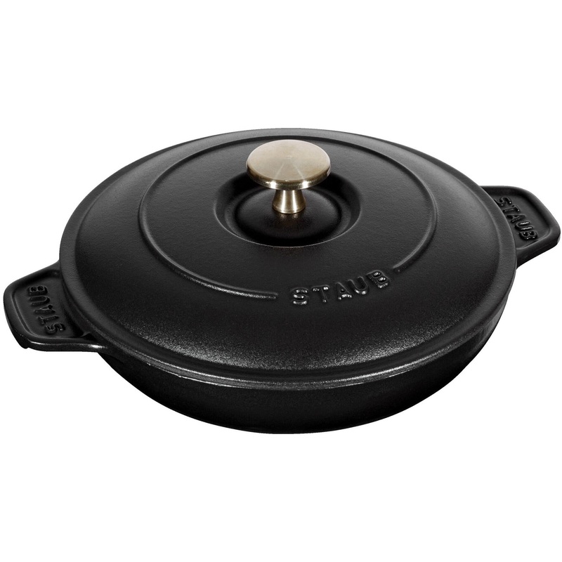 Staub Cast Iron Round Oven Dish with Lid 1004131